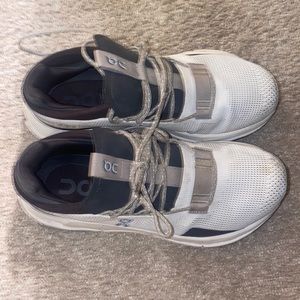 On Cloud Cloudnova Size 9
